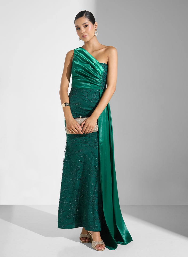 namshi-x-one-shoulder-shimmer-dress-with-trail-4 Namshi x One Shoulder Shimmer Dress With Trail 4